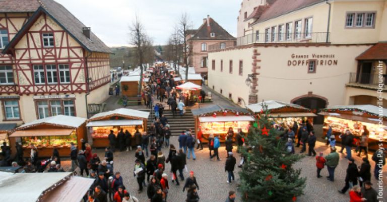 Marchés de Noël en Alsace et dîner spectacle au cabaret